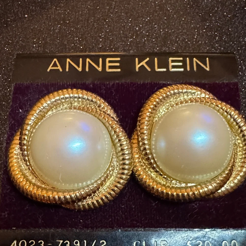 Anne Klein Gold and Pearl Earrings - Picture 1 of 3